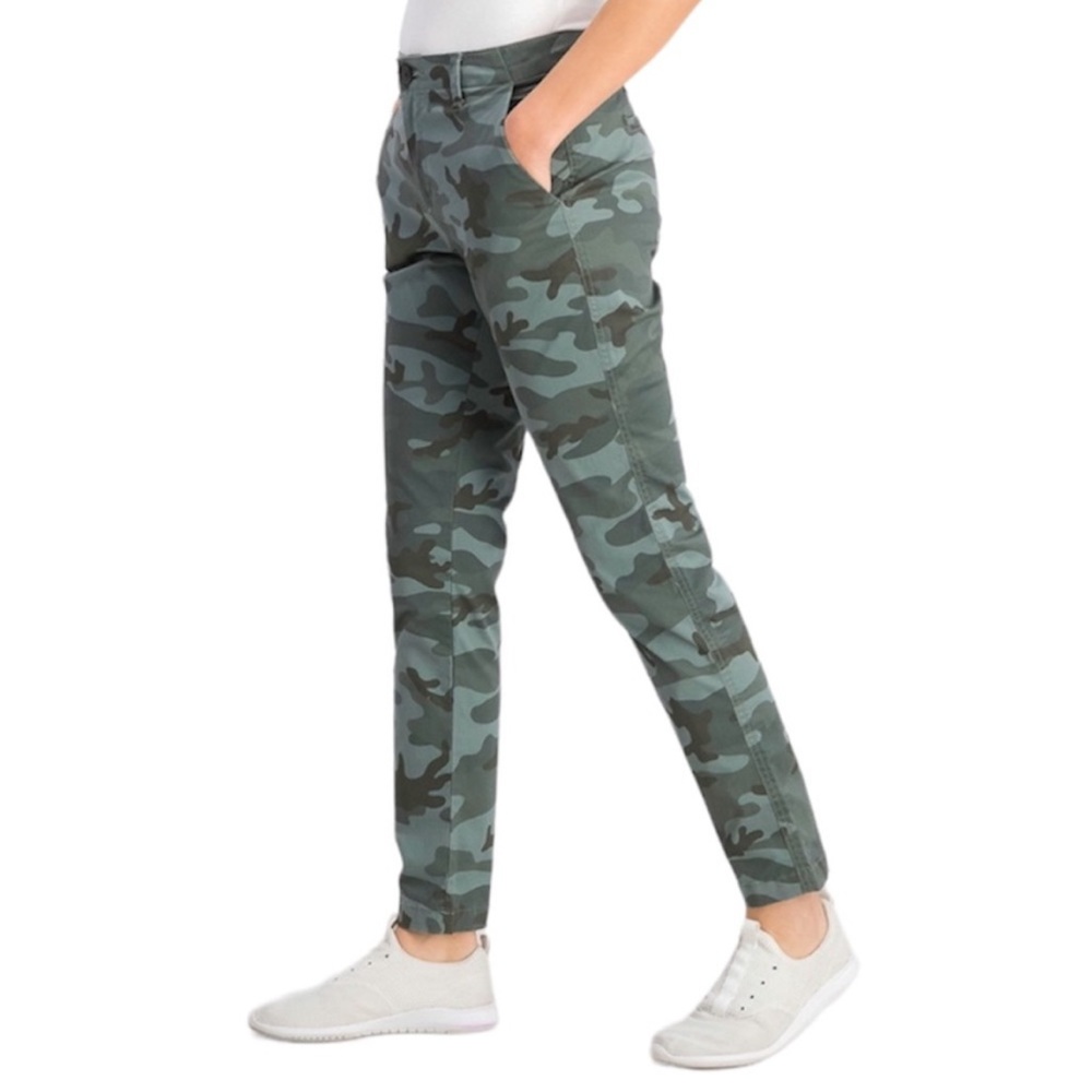 GAP Camo Print Girlfriend Chino Pants